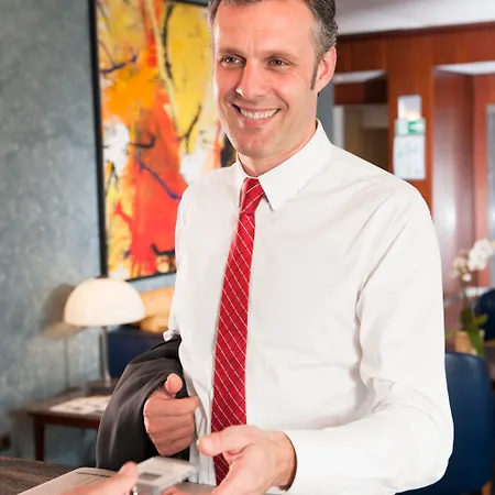 Fletcher Hotel-restaurant Arnsberg-sauerland 4* 아른스베르크