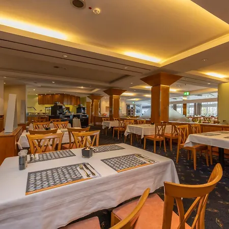 Fletcher Hotel-restaurant Arnsberg-sauerland 4*