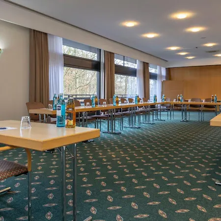 Fletcher Hotel-restaurant Arnsberg-sauerland فندق ارنسبرغ