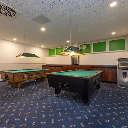 Fletcher Hotel-restaurant Arnsberg-sauerland ارنسبرغ