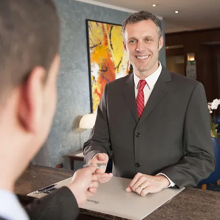 호텔 Fletcher Hotel-restaurant Arnsberg-sauerland 4*