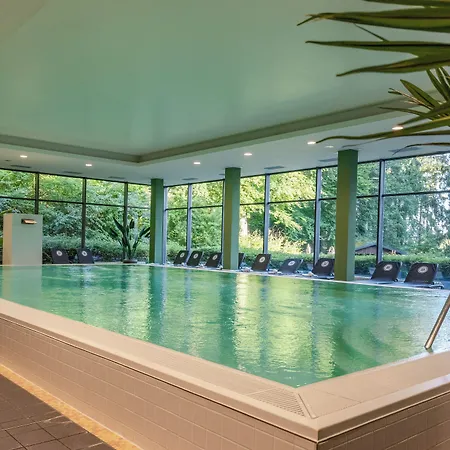 Fletcher Hotel-restaurant Arnsberg-sauerland 4*