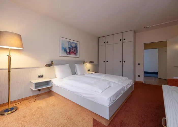 Ξενοδοχείο Fletcher Hotel-restaurant Arnsberg-sauerland 4*